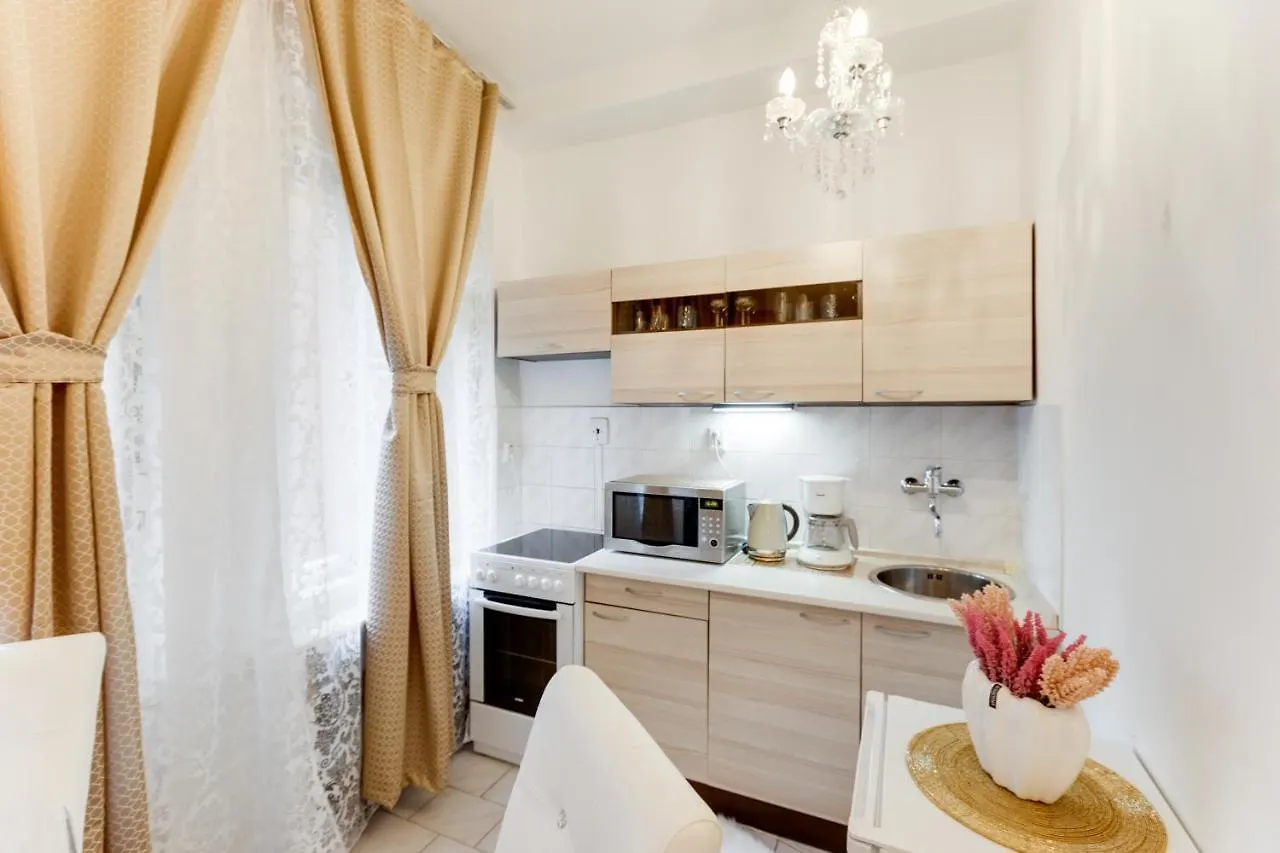 פראג Wenceslass Square Luxury Apartment 0*,