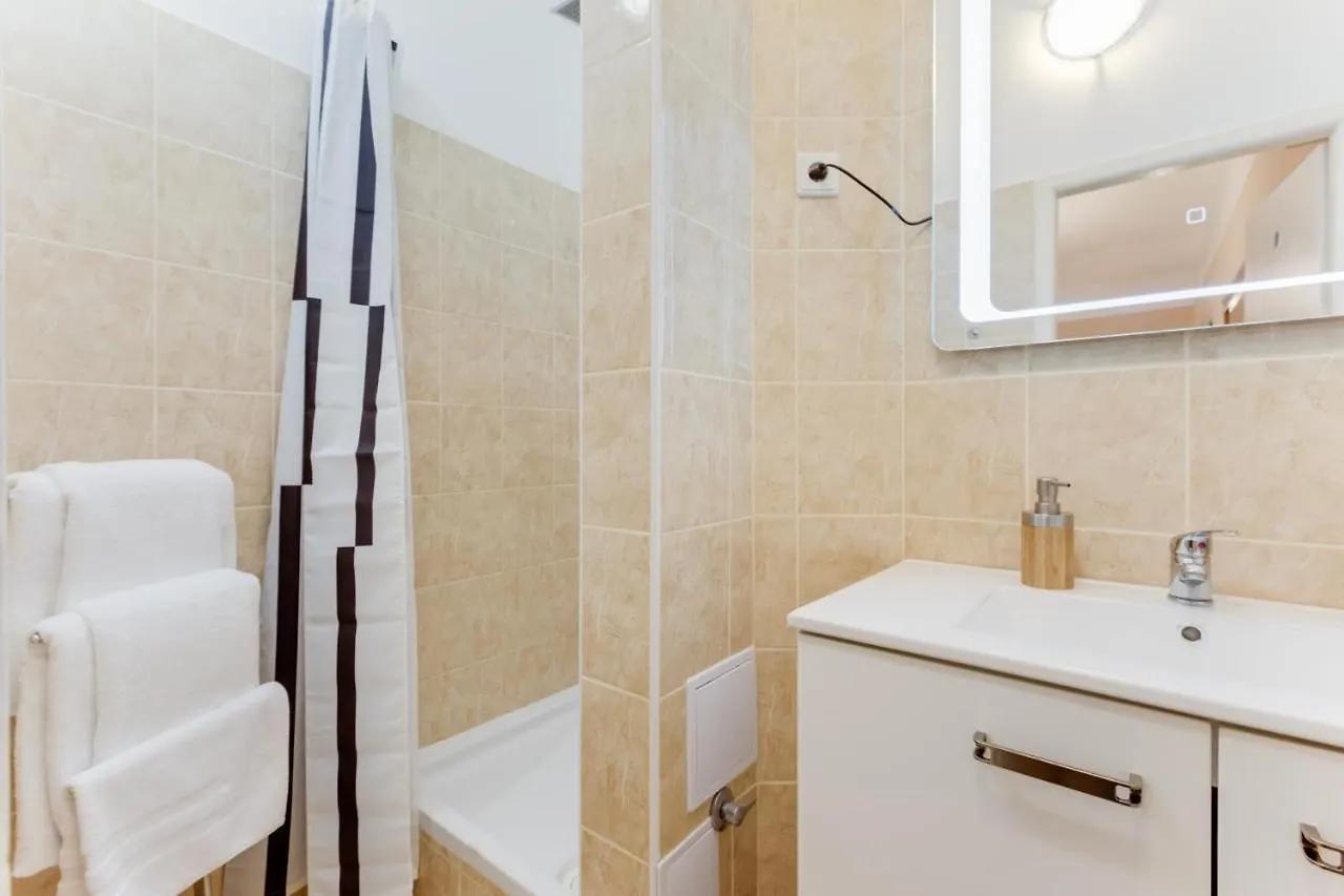 פראג Wenceslass Square Luxury Apartment
