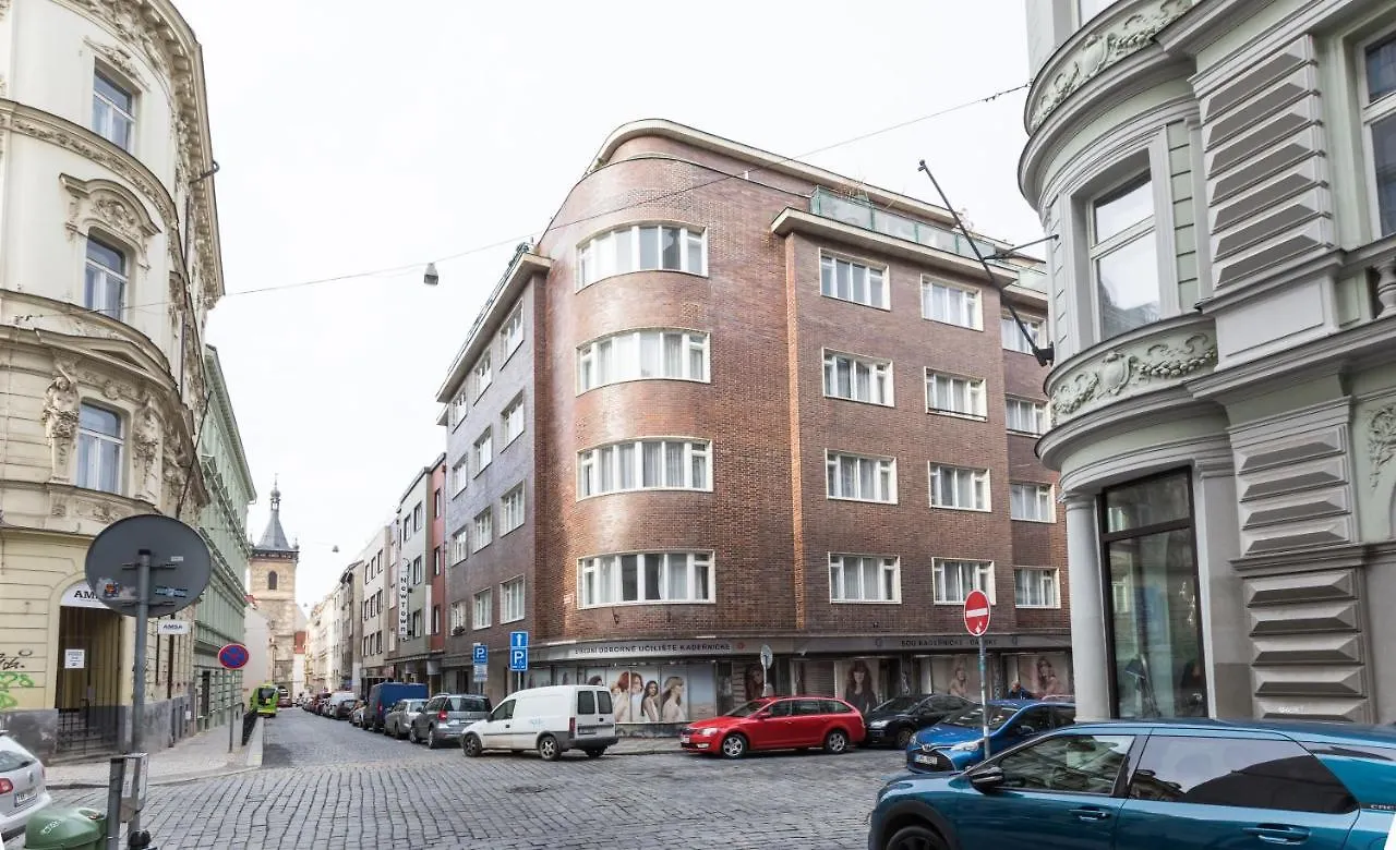 פראג Wenceslass Square Luxury Apartment